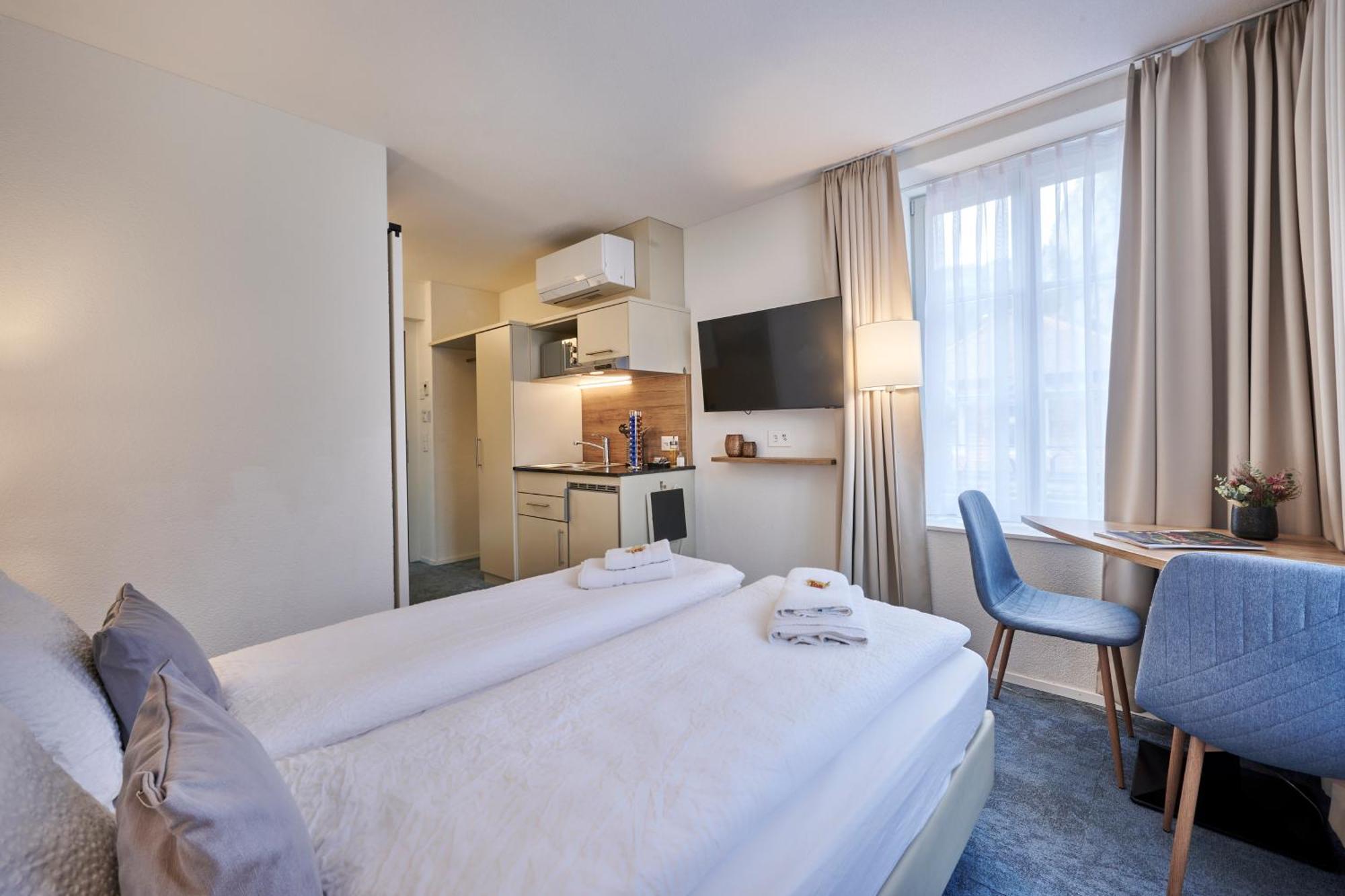 Aparthotel Krone - Self Check-In Unterseen Dış mekan fotoğraf